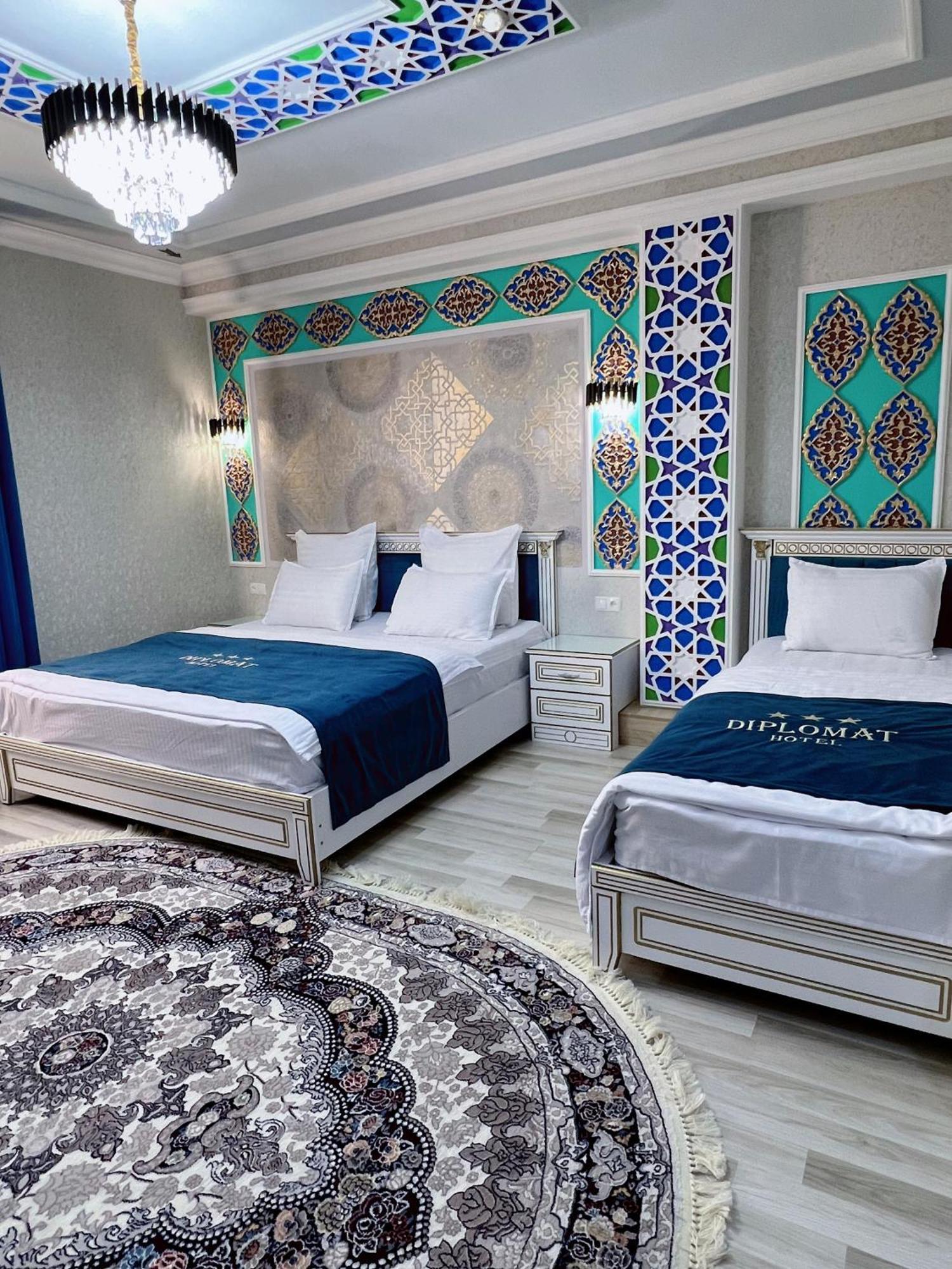 Hotel Diplomat Premium Samarkand Esterno foto