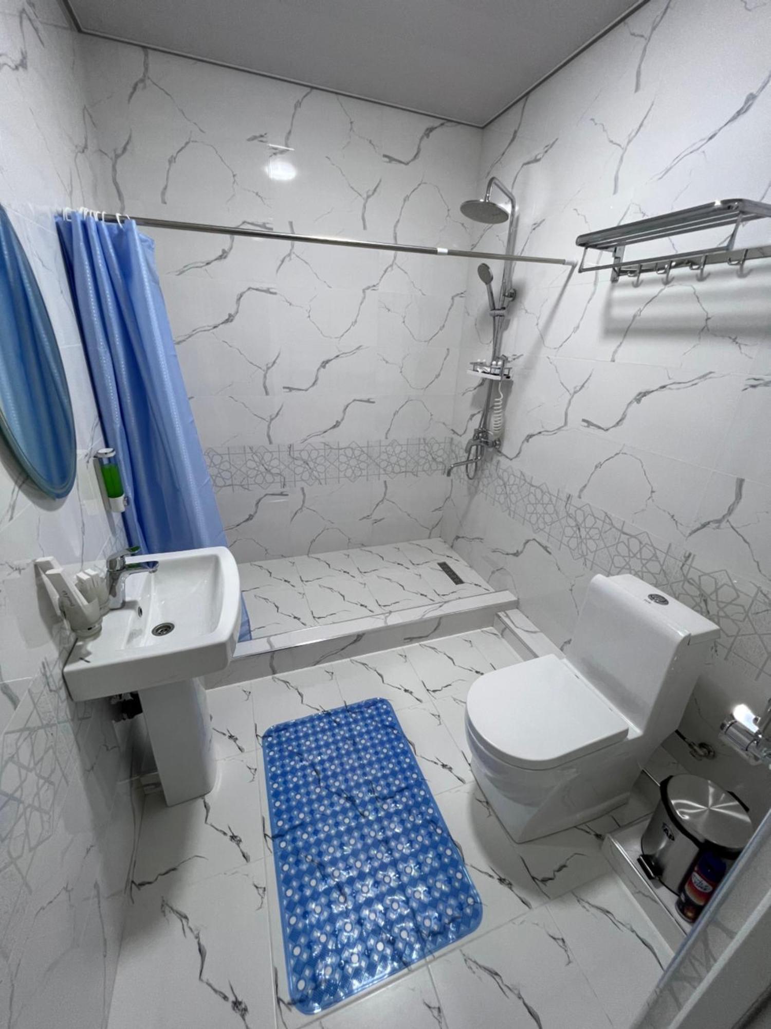 Hotel Diplomat Premium Samarkand Esterno foto
